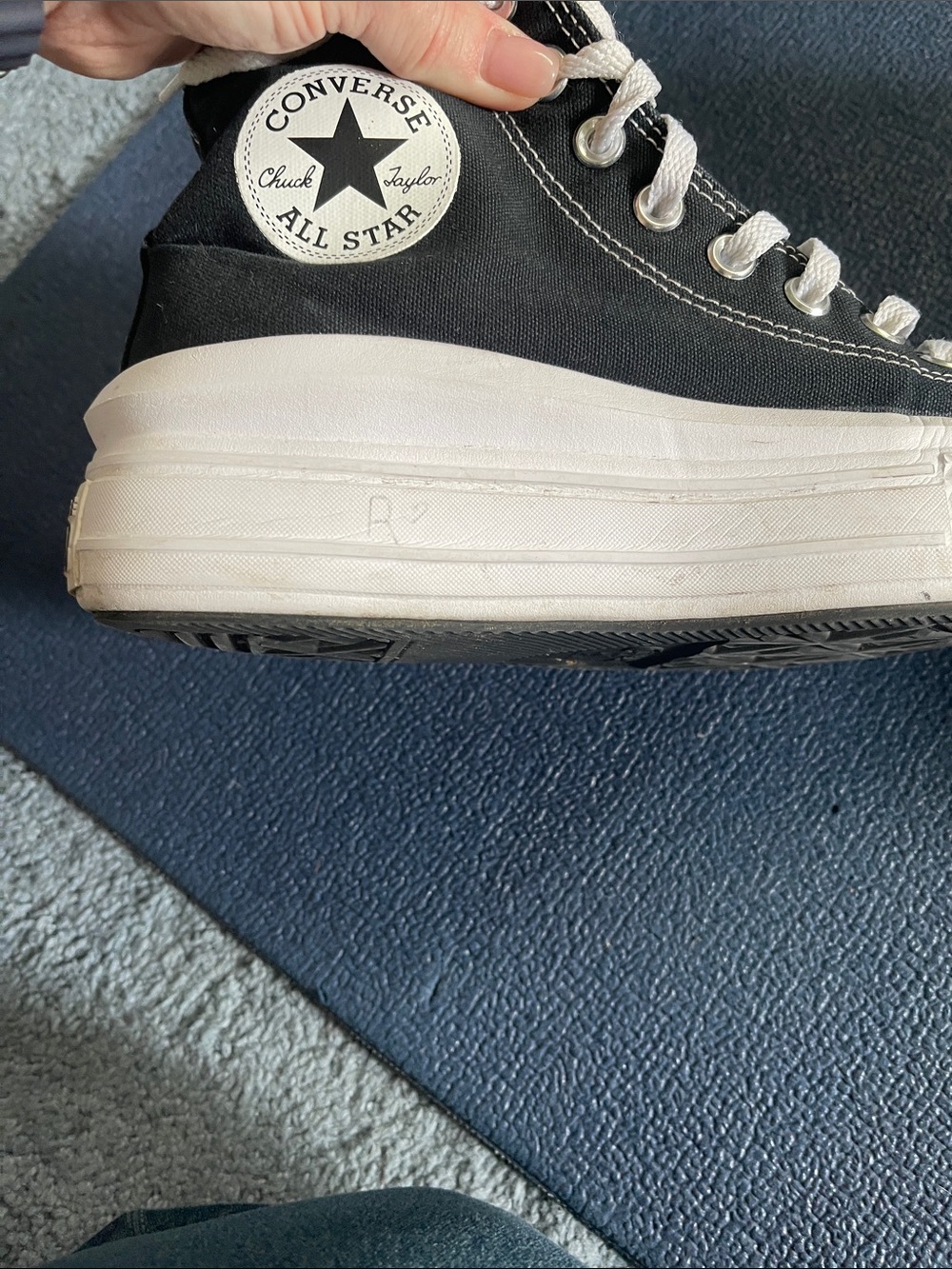 Converse Shows - Picture 8 of 9